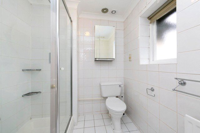 3 bedroom house, Lower Grove Road, Richmond TW10 - Let Agreed