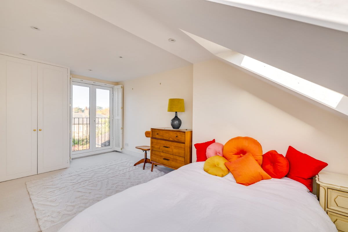 4 bedroom house, Grove Road, London SW13 - Available