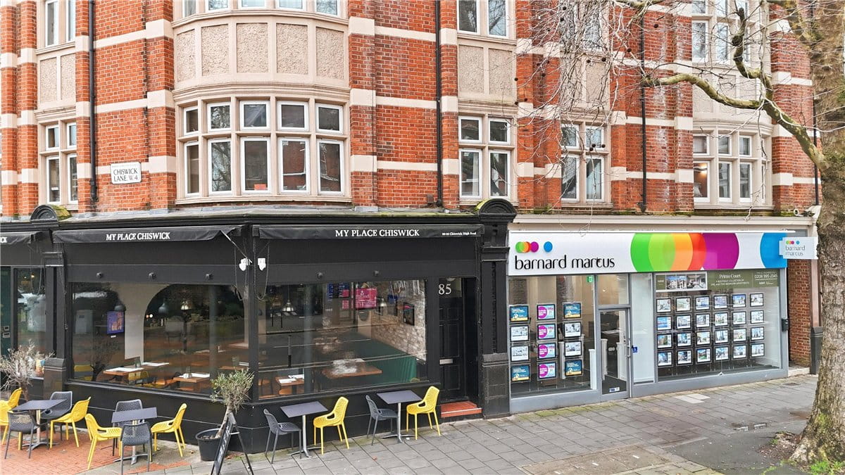 1 bedroom , Chiswick High Road, London W4