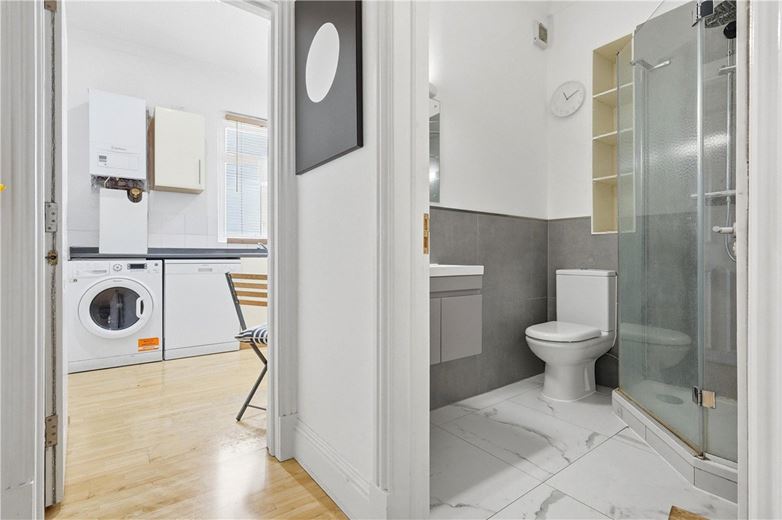 1 bedroom , Chiswick High Road, London W4