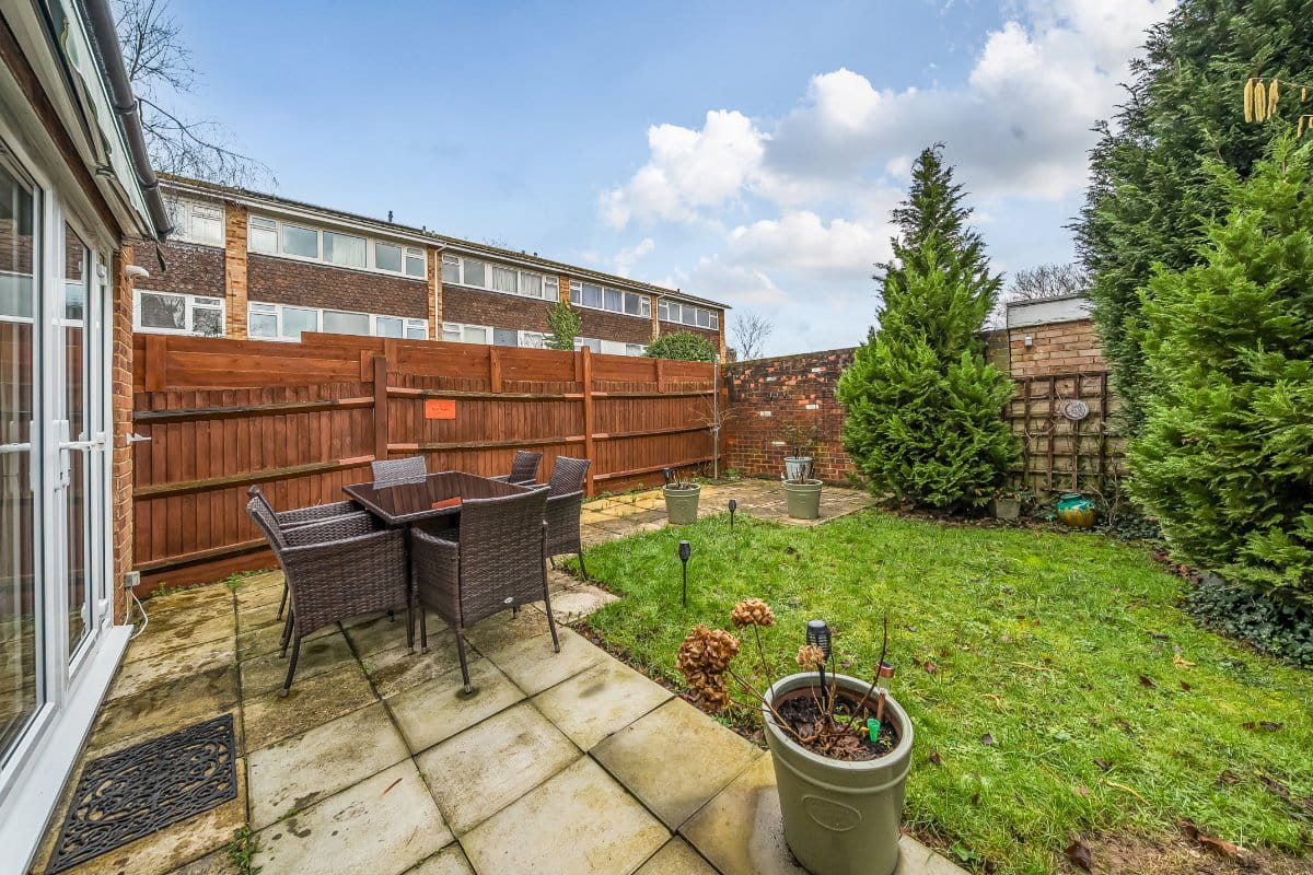 4 bedroom house, Breamwater Gardens, Richmond TW10 - Available