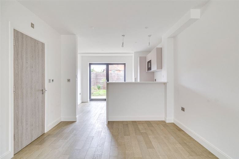 3 bedroom house, Harlow Gardens, Kingston upon Thames KT1