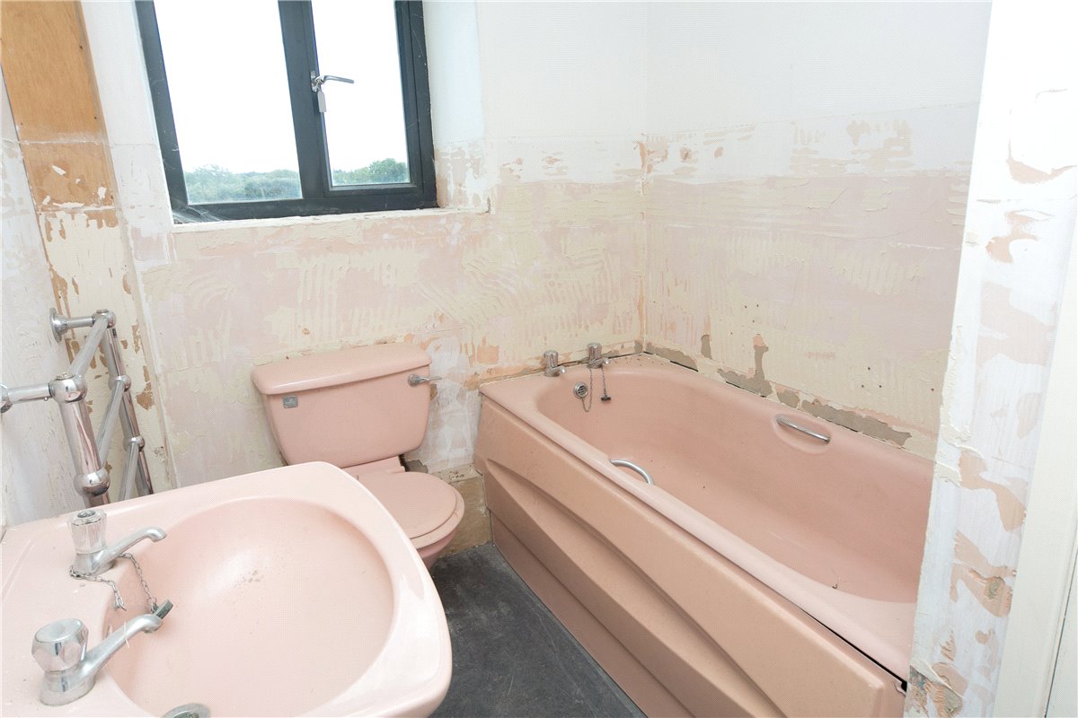 24.6 acres Farm, Llithfaen, Pwllheli LL53 - Available