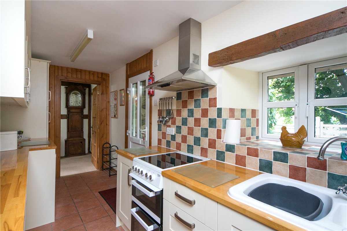  bedroom house, Sarnau, Bala LL23 - Available