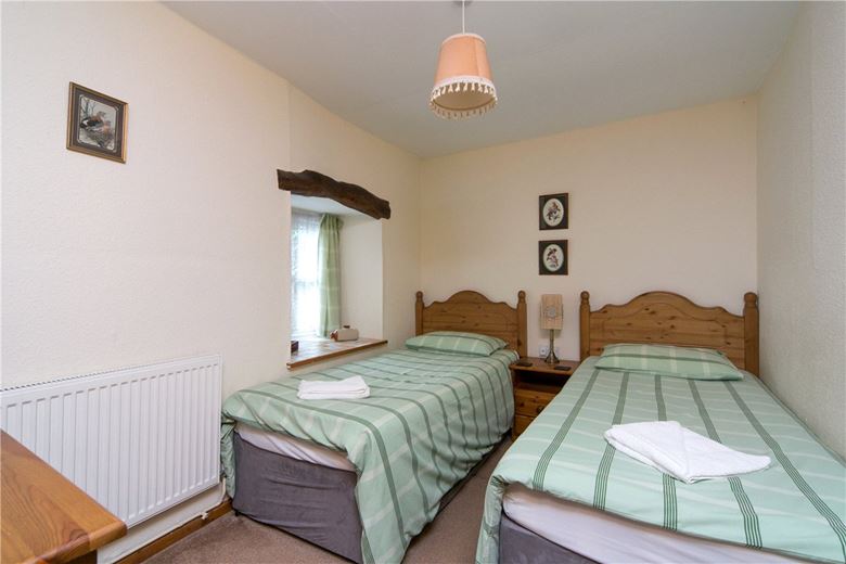  bedroom house, Sarnau, Bala LL23 - Available