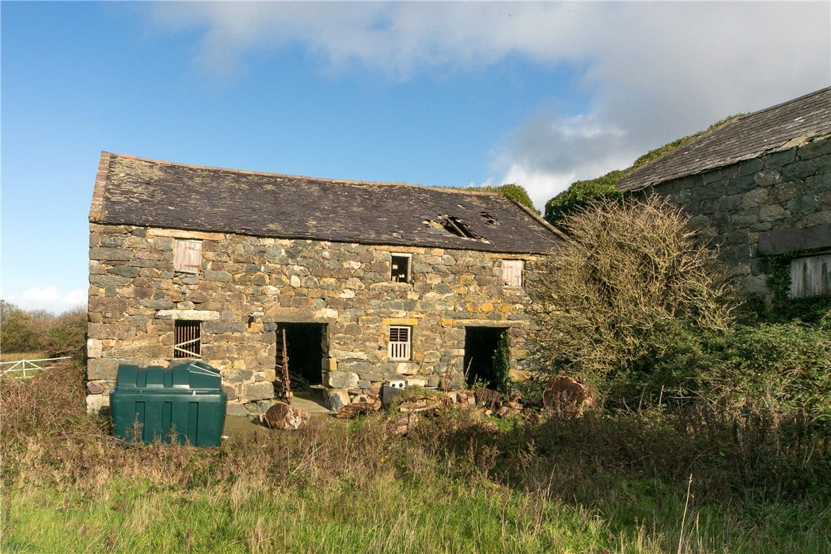 901 acres Country Estate, Caernarfon, Gwynedd LL54 - Available