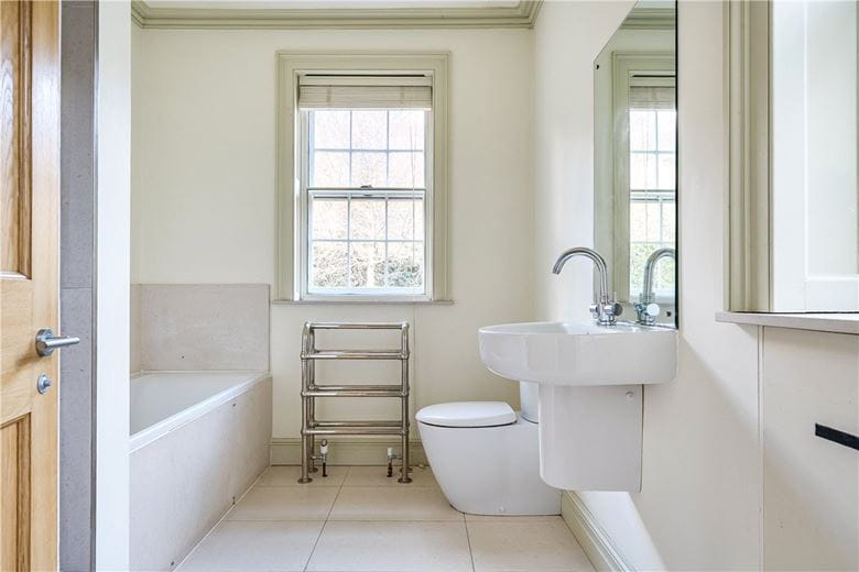 3 bedroom house, Badminton Road, Old Sodbury BS37