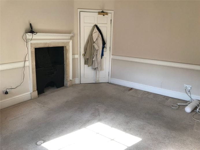 1 bedroom flat, Beauford Square, Bath BA1 - Let Agreed