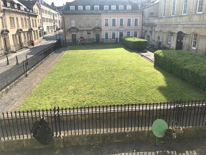 1 bedroom flat, Beauford Square, Bath BA1 - Let Agreed