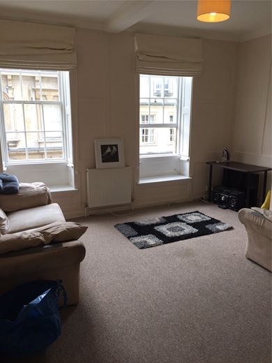 4 bedroom flat, Kingsmead Street, Bath BA1 - Let Agreed