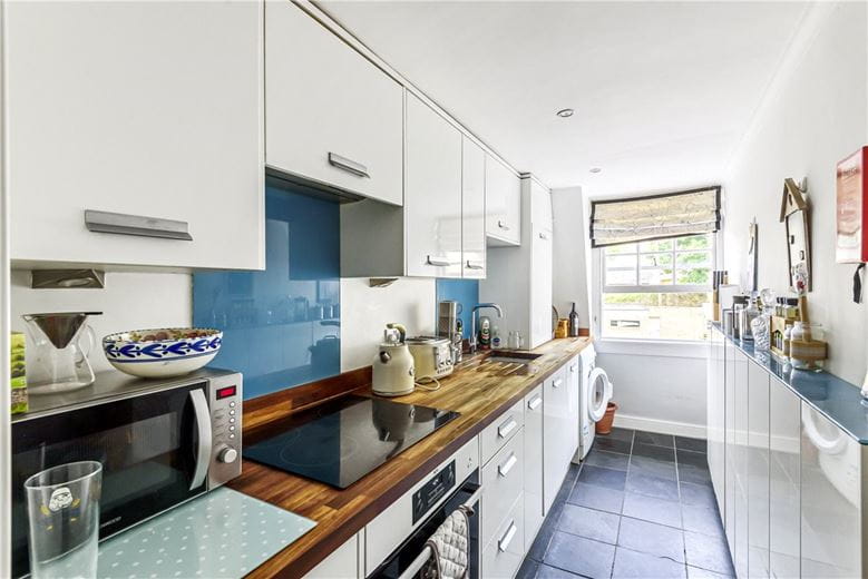 2 bedroom flat, Camden Crescent, Bath BA1