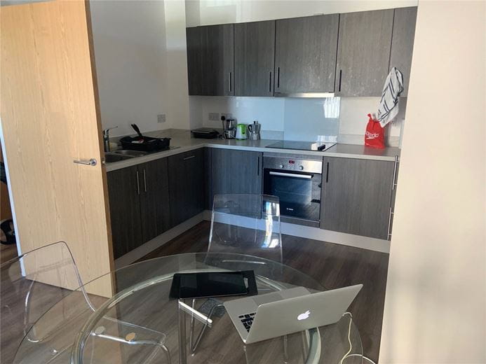 2 bedroom flat, Midland Road, Bath BA2