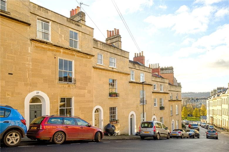 3 bedroom house, Northampton Street, Bath BA1 - Available
