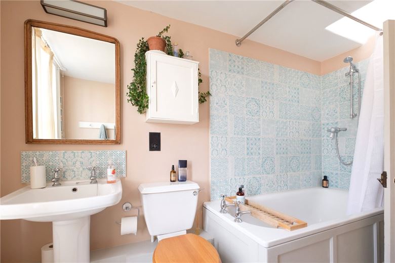 3 bedroom house, Northampton Street, Bath BA1 - Available