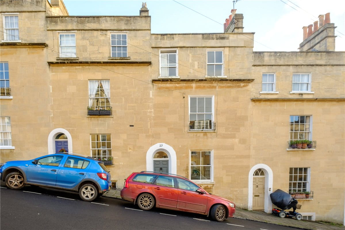 3 bedroom house, Northampton Street, Bath BA1 - Available