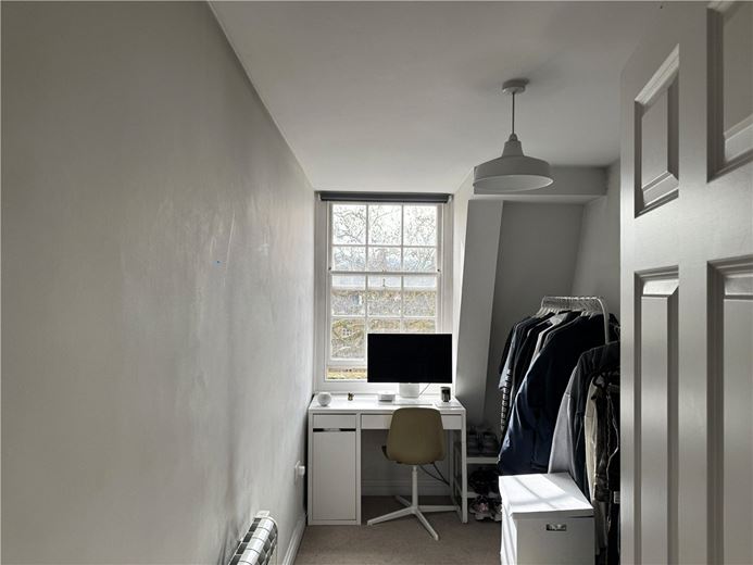 1 bedroom flat, Monmouth Street, Bath BA1
