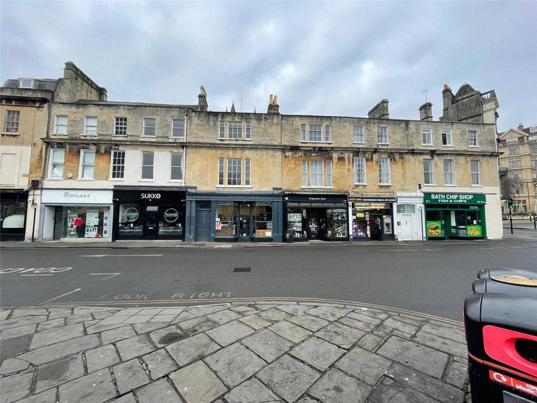 1 bedroom flat, Terrace Walk, Bath BA1 - Let Agreed