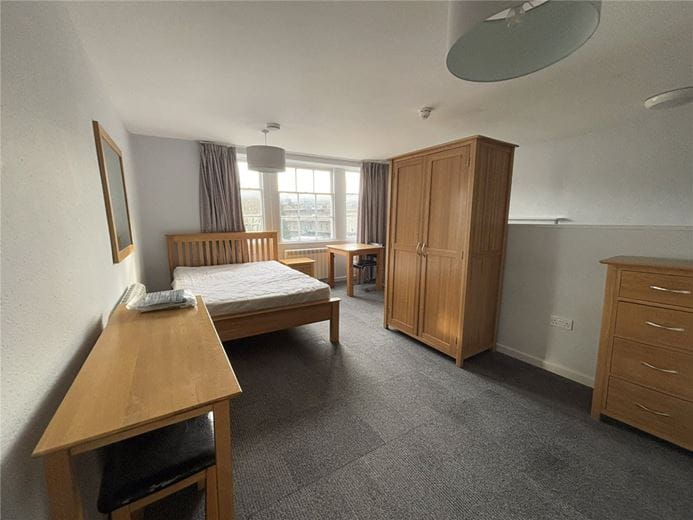 1 bedroom , Terrace Walk, Bath BA1 - Available