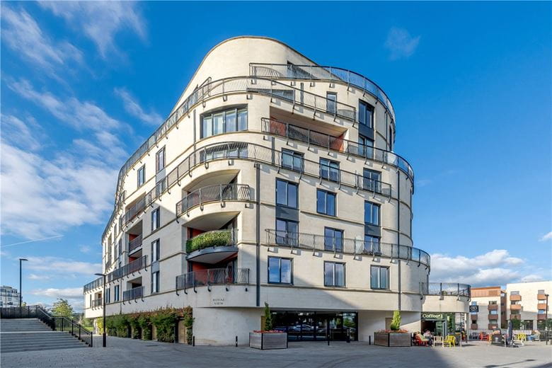 2 bedroom flat, Victoria Bridge Road, Bath BA2 - Let Agreed