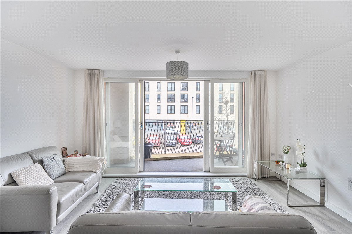 1 bedroom flat, Midland Road, Bath BA2