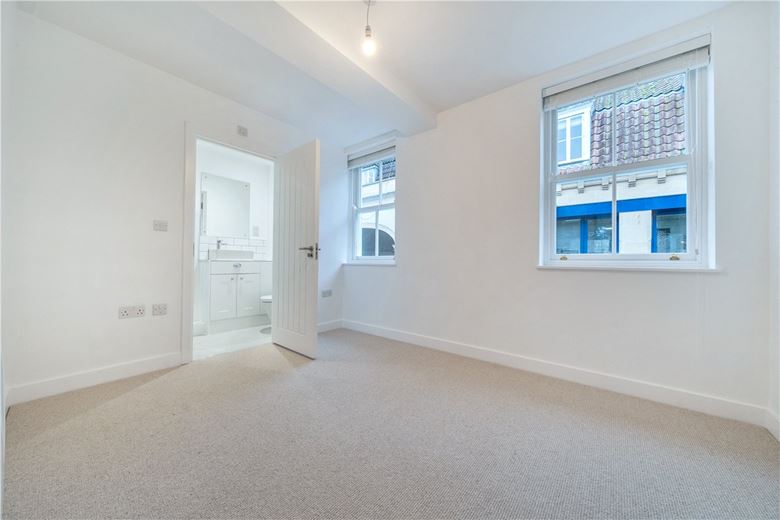 2 bedroom flat, Palace Yard Mews, Bath BA1 - Available