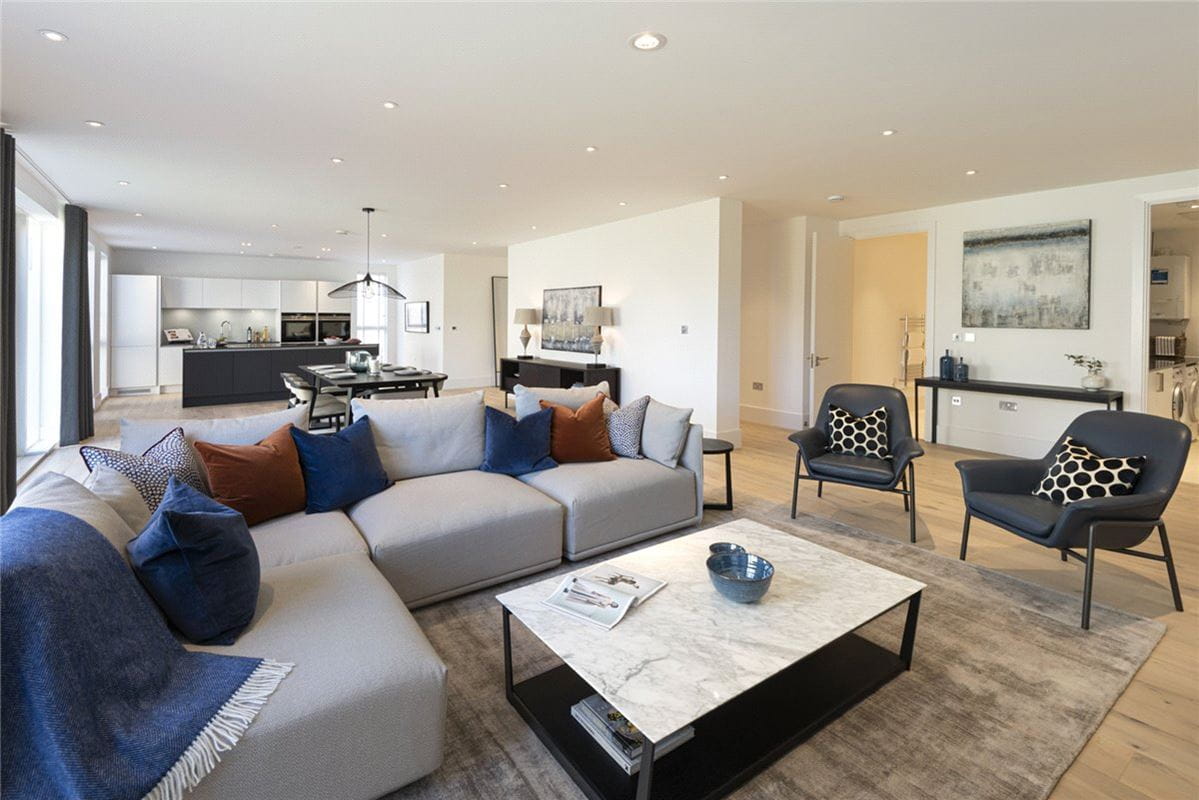 2 bedroom flat, Granville Court, Granville Road BA1