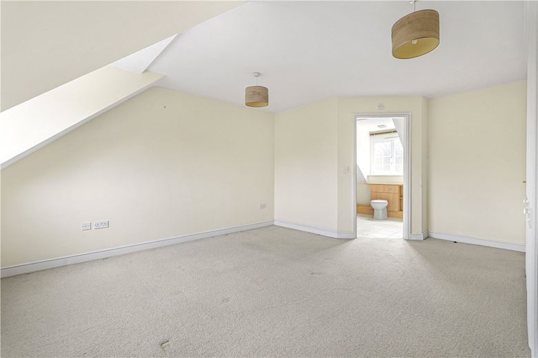 6 bedroom house, Arborfields Close, Kenilworth CV8 - Available