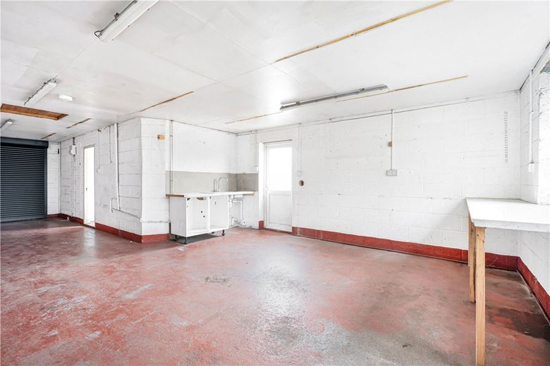 3 bedroom bungalow, Nash Lee Lane, Wendover HP22 - Available