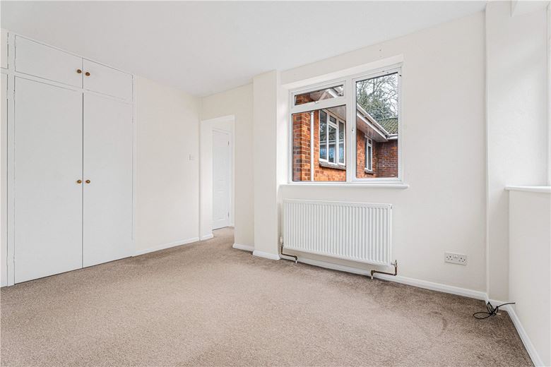 4 bedroom bungalow, South Street, Wendover HP22 - Let Agreed