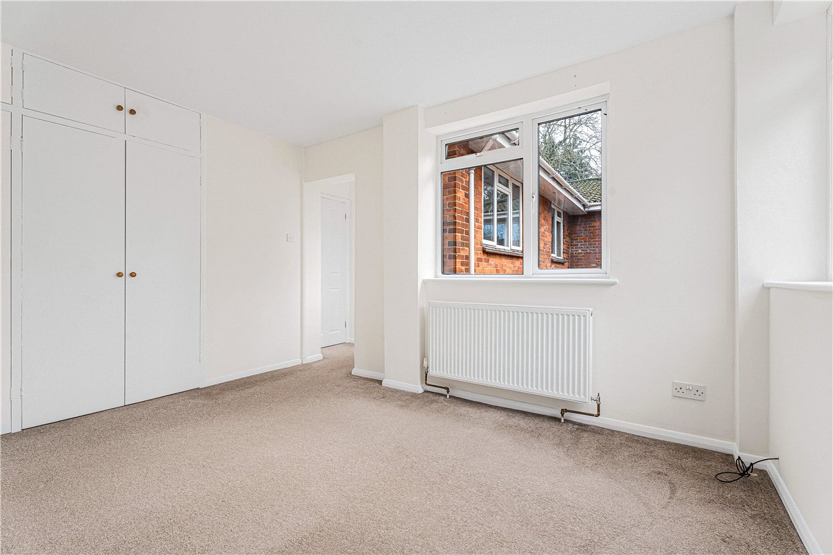 4 bedroom bungalow, South Street, Wendover HP22 - Let Agreed