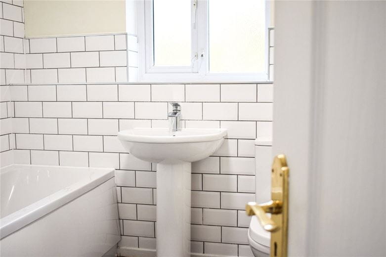 3 bedroom house, Burton Grove, Leighton CW1 - Let Agreed