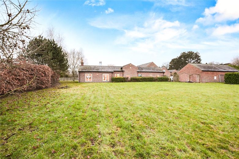 3 bedroom , Bowden View Lane, Mere WA16 - Under Offer