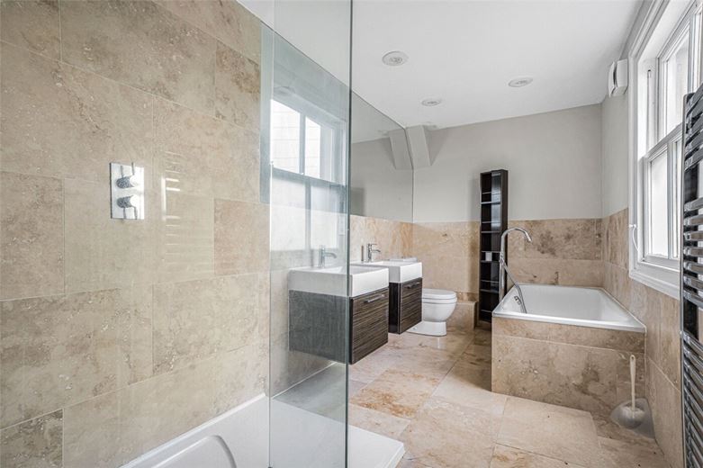 4 bedroom house, Cudsdens Court, Great Missenden HP16 - Available