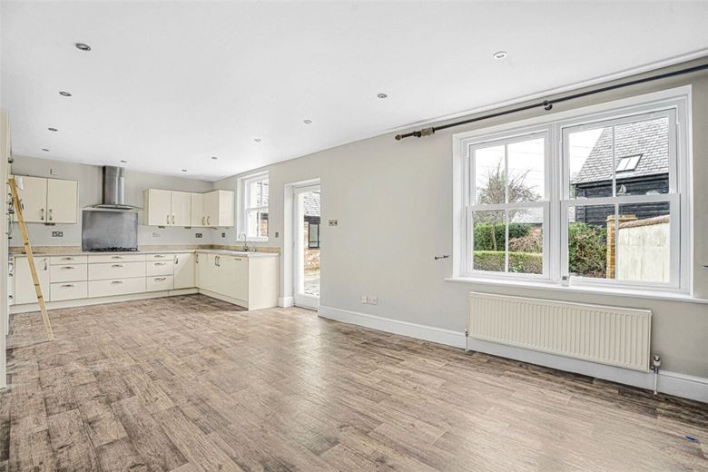 4 bedroom house, Cudsdens Court, Great Missenden HP16 - Available