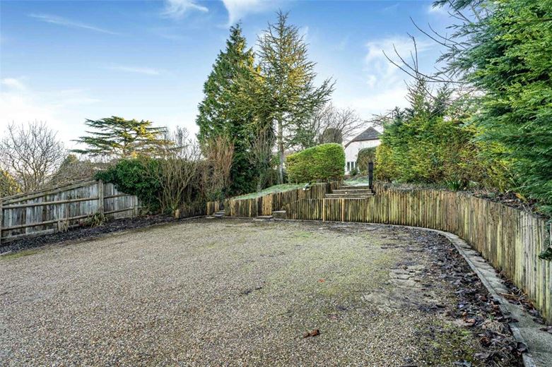 5 bedroom house, Ellesborough Road, Wendover HP22 - Available