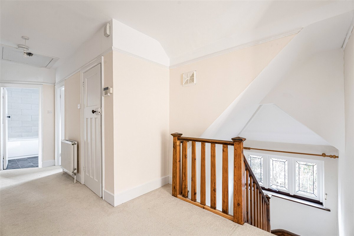 5 bedroom house, Ellesborough Road, Wendover HP22 - Available