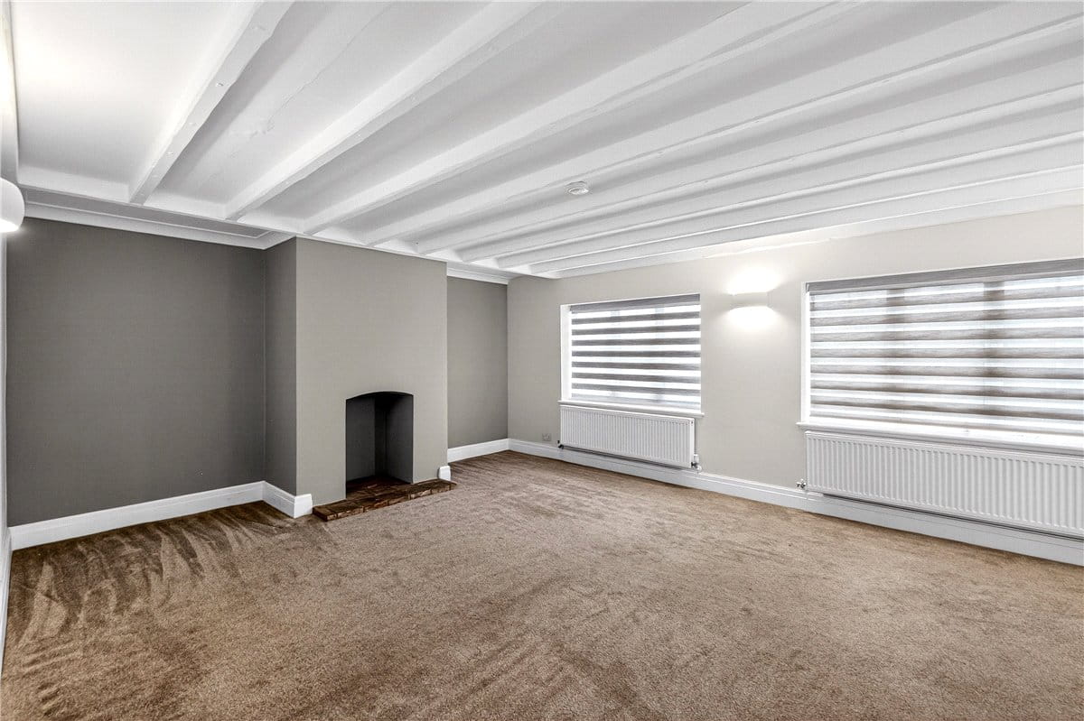 5 bedroom house, Shaw Lane, Hanch WS13 - Available