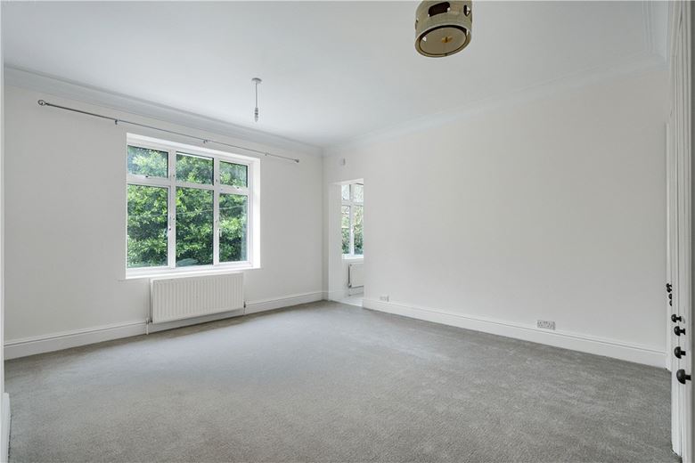 5 bedroom house, Ellesborough Road, Wendover HP22 - Available