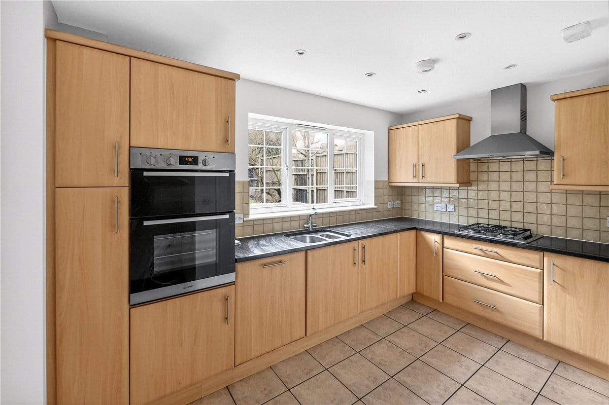 6 bedroom house, Arborfields Close, Kenilworth CV8 - Available