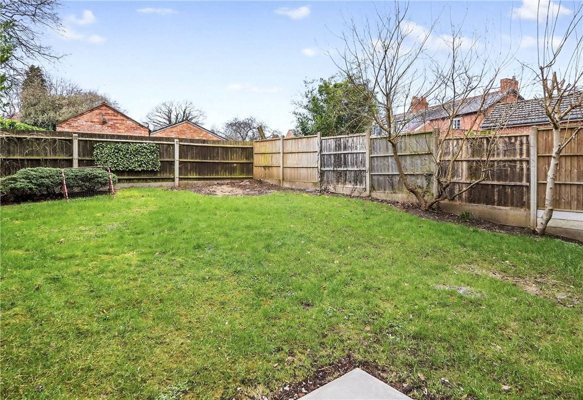 6 bedroom house, Arborfields Close, Kenilworth CV8 - Available