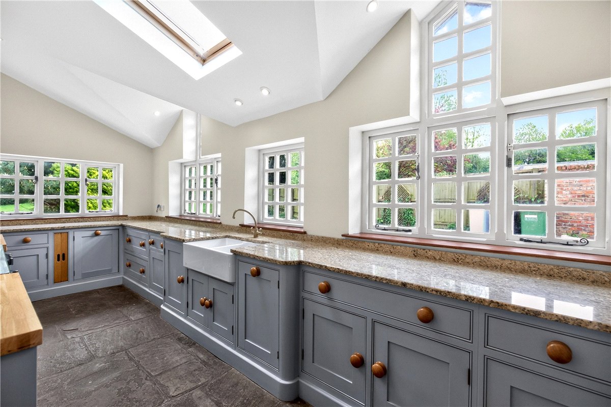 4 bedroom house, Hulse Heath Lane, Mere WA16 - Available
