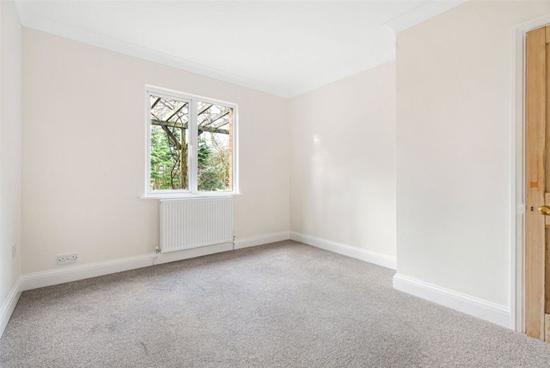 4 bedroom bungalow, Nash Lee Lane, Wendover HP22