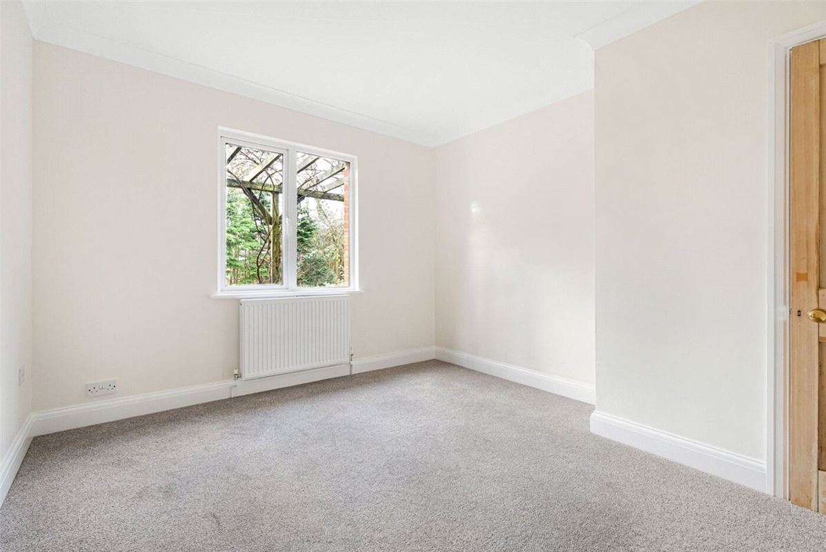 4 bedroom bungalow, Nash Lee Lane, Wendover HP22