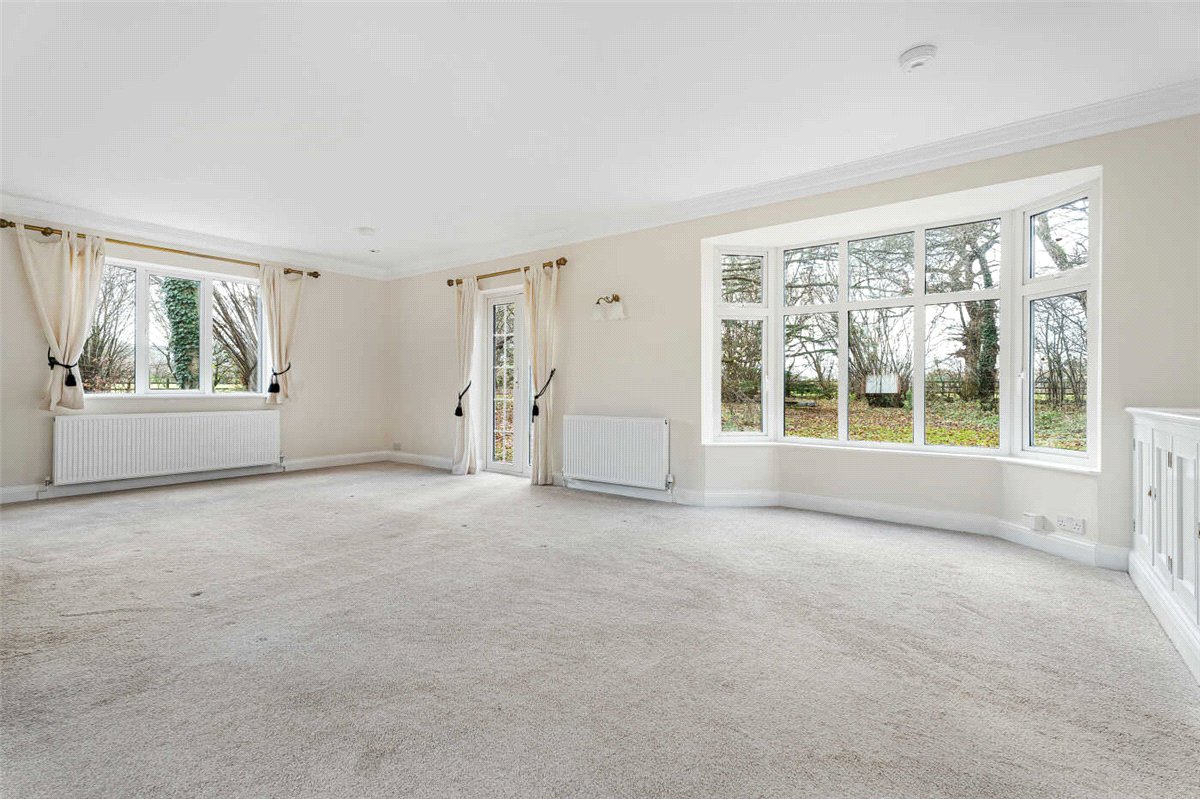 4 bedroom bungalow, Nash Lee Lane, Wendover HP22