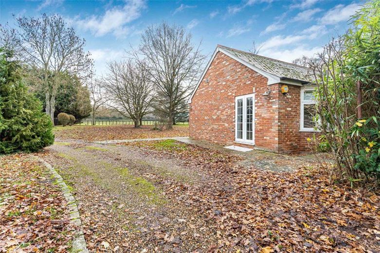 4 bedroom bungalow, Nash Lee Lane, Wendover HP22