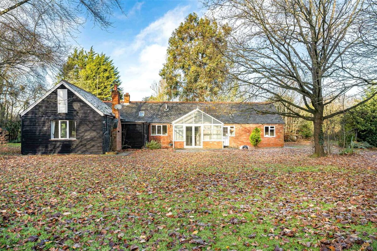 4 bedroom bungalow, Nash Lee Lane, Wendover HP22