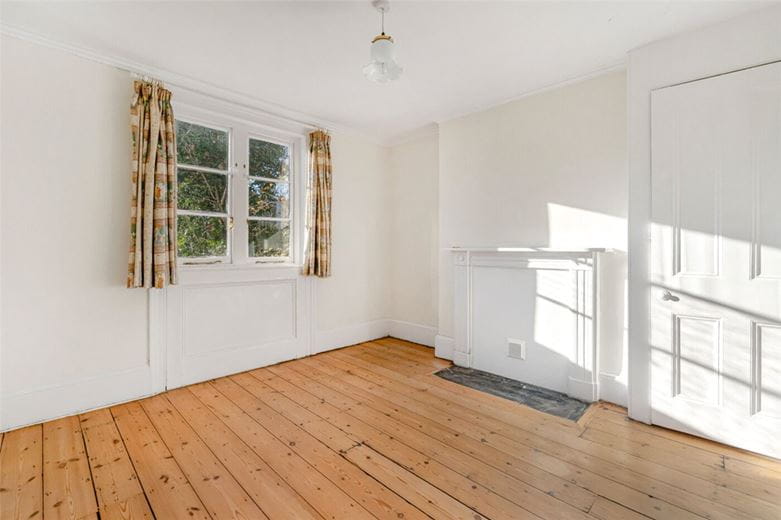 4 bedroom house, Park Village West, London NW1 - Available