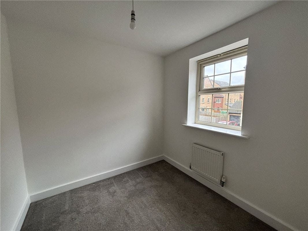 3 bedroom house, Comelybank Drive, Mexborough S64 - Available