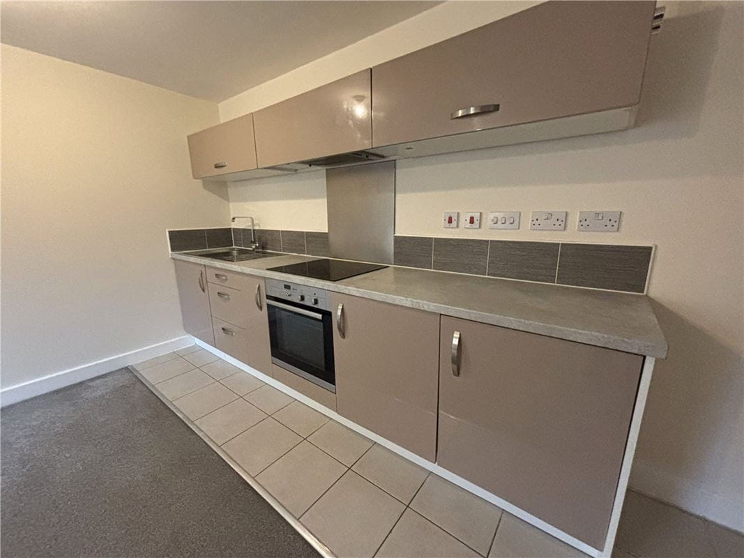 2 bedroom house, Comelybank Drive, Mexborough S64 - Under Offer