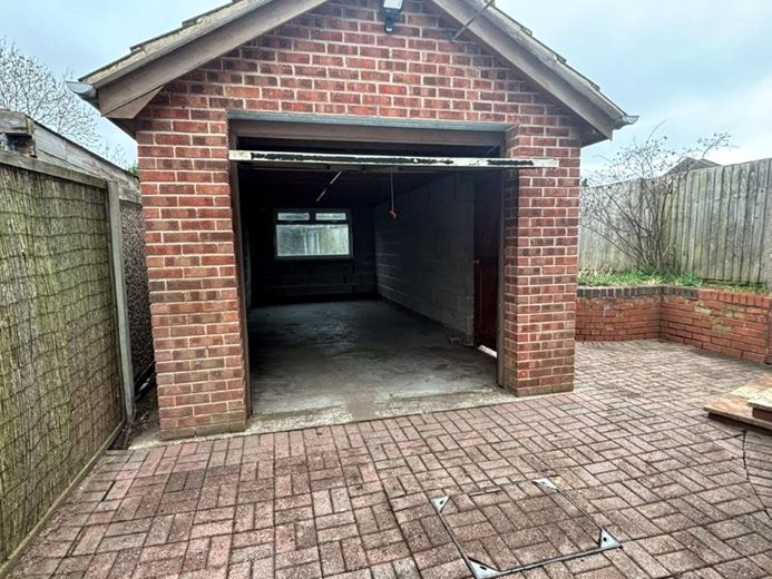 2 bedroom , Netherthorpe Close, Staveley S43 - Let Agreed